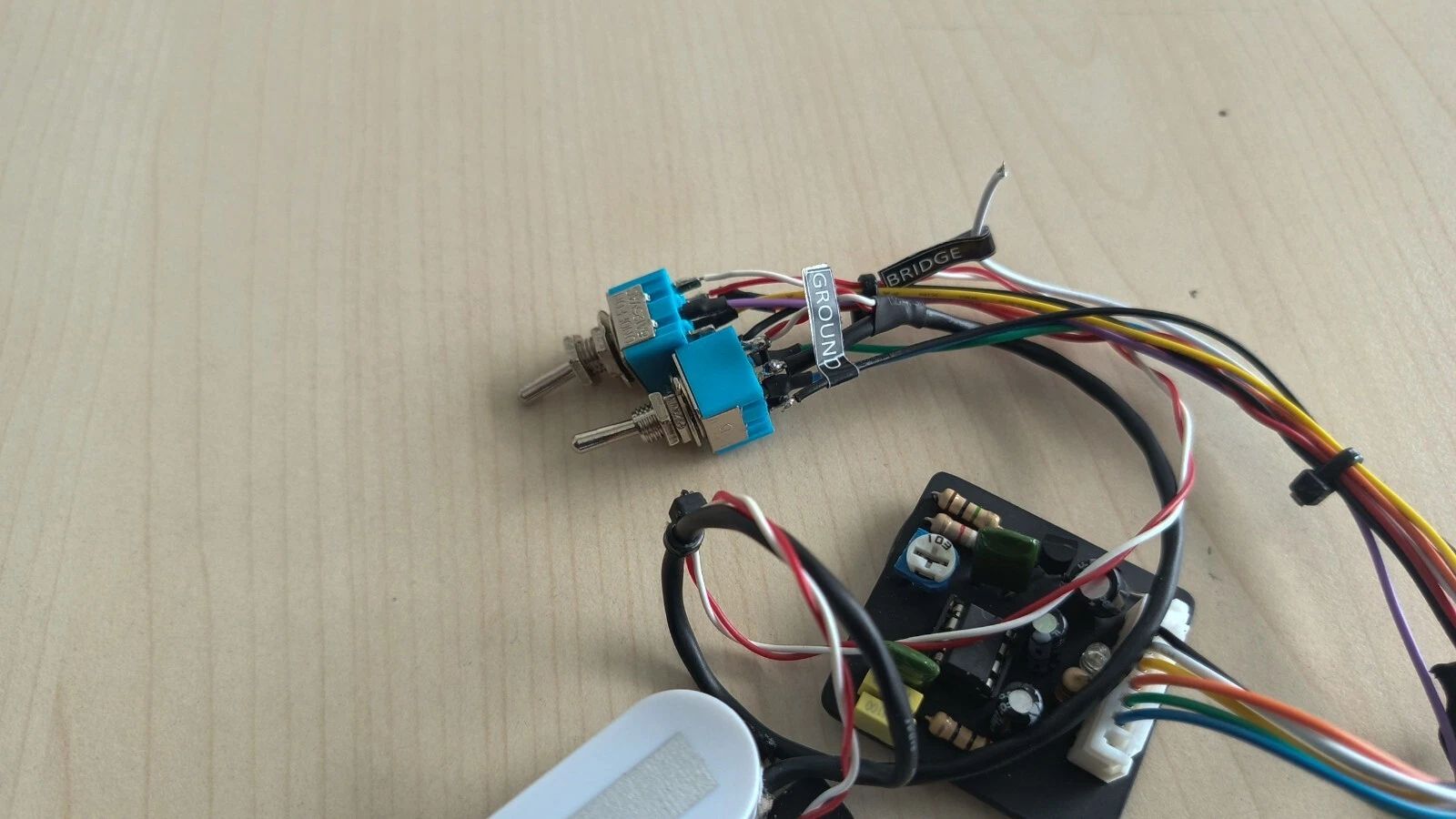 Sustainer Pickup 3 Mode Humbucker White - Image 7